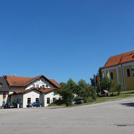Hotel Lindenhof Hetzenbach Zell Exterior foto